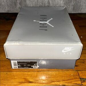 Jordan Retro 11 Empty Box